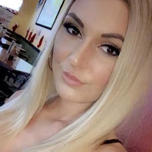 Meet your Posher, Allie